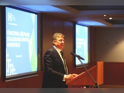 Hungarian Chamber of Commerce (MKIK) - KAVOSZ Conferences: László Parragh Says We Are Not in an Era of Number Wars