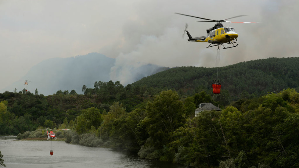 Spanish wildfire that ripped through Galicia region ‘clearly intentional’ as blazes ‘ignited simultaneously’ – official