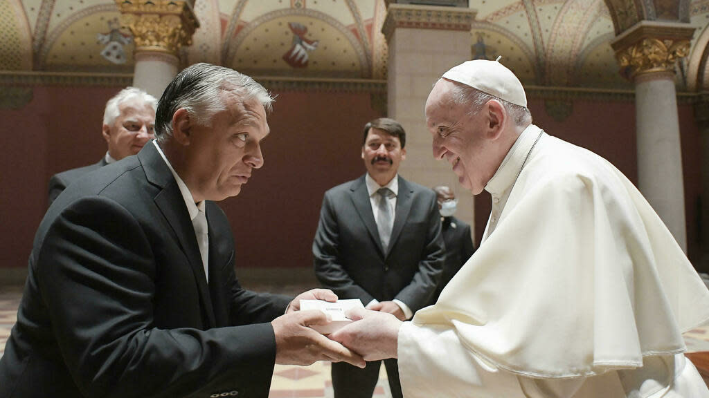 Pope Francis and Hungary’s Orban meet in Budapest amid clash of views on migrants