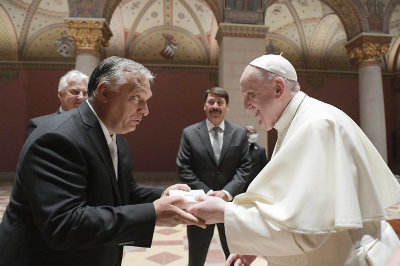 Pope urges Orban’s Hungary to be more open to needy outsiders