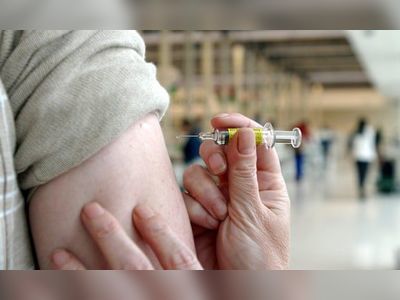 Flu and Covid jabs safe to be given at same time, study finds