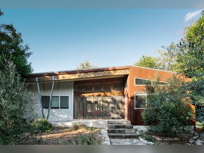 A Breezy Modular Home Keeps Cool in Austin, Texas