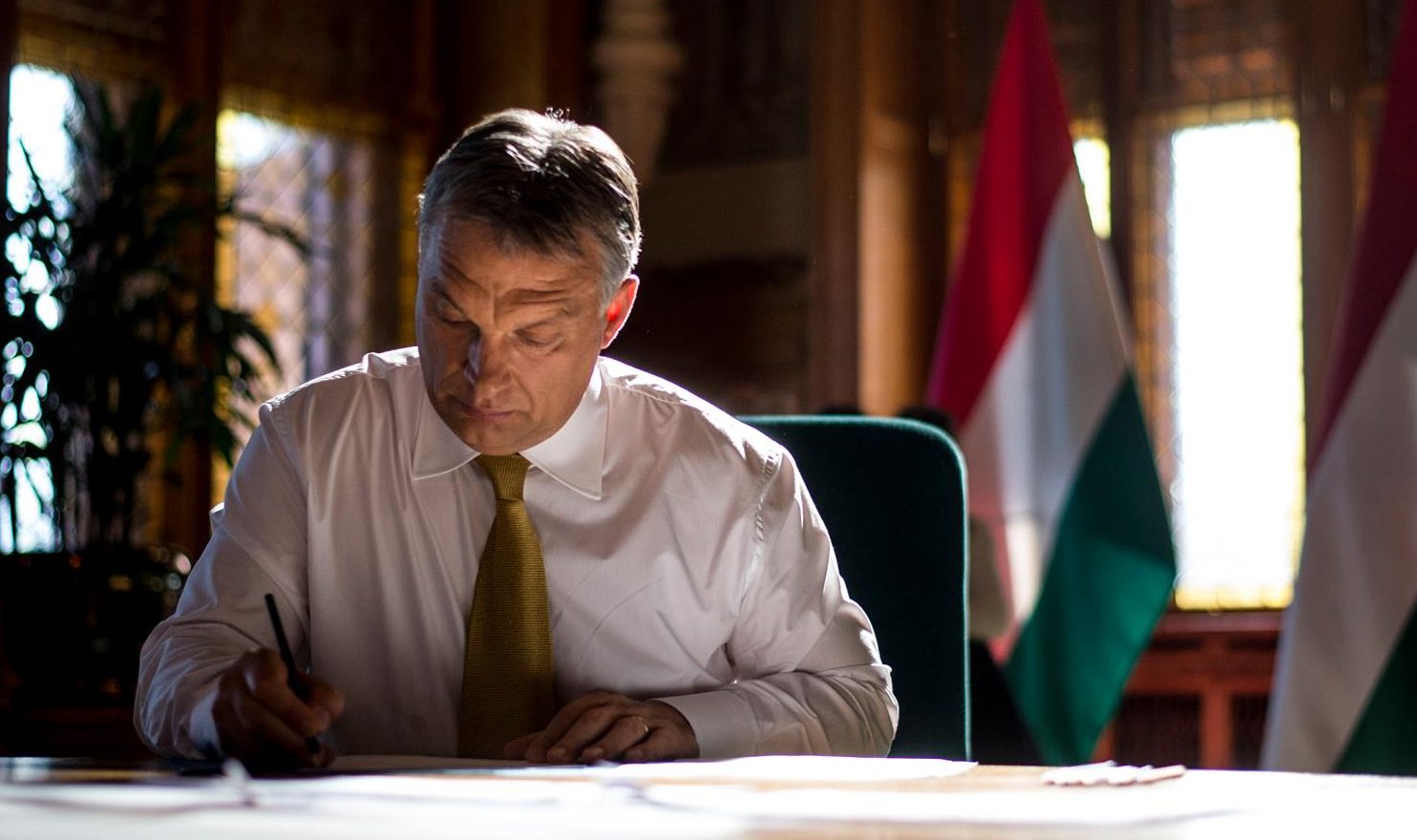 PM Orbán Greets Jewish Community on Hanukkah