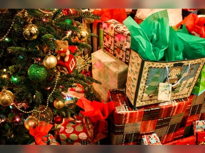 Hungarians planning to spend average HUF 59,000 on Christmas presents