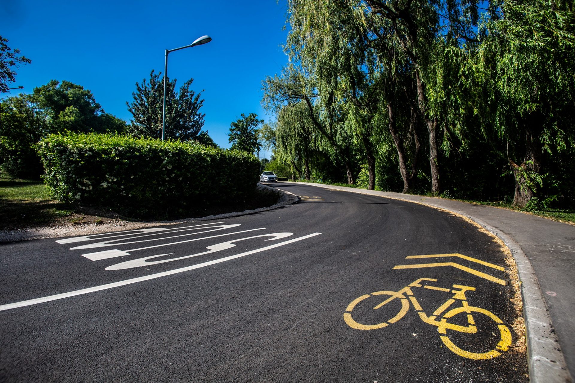 Hungary's cycle path network close to 15,000 km by end-decade