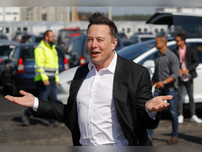 Elon Musk Leaves Fate Of His $21 Billion Tesla Stock On Twitter Poll