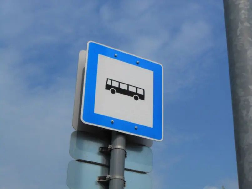 Budapest steps up airport shuttle bus service