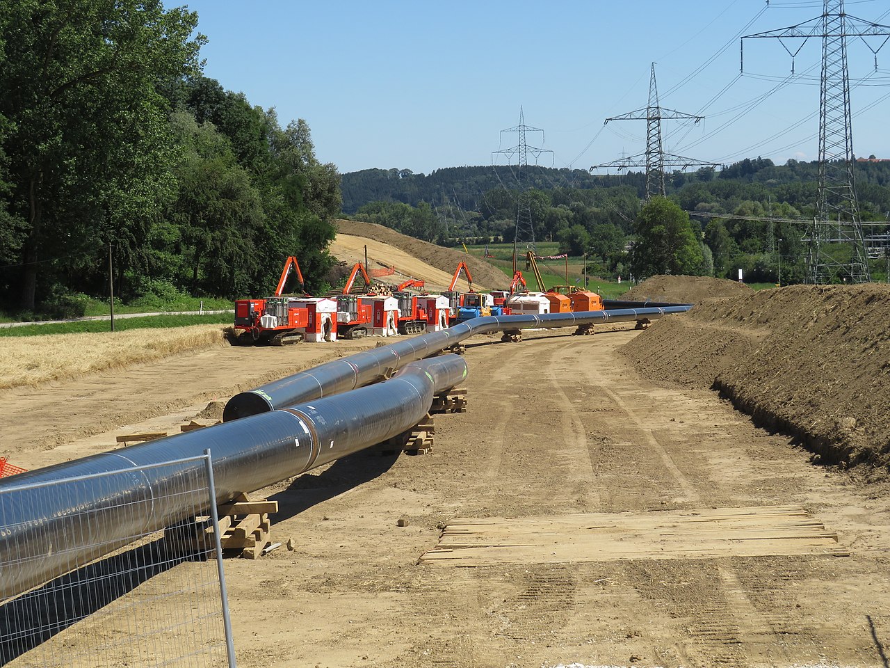 Hungary signs gas supply deal with Ukraine