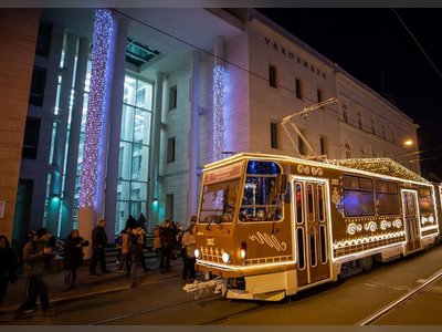 Advent tram of Miskolc awarded as the most beautiful in Europe - PHOTOS