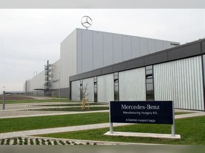 Mercedes-Benz cuts shift in Hungary as deliveries from Ukraine stop