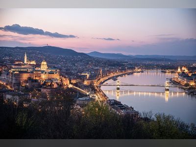 A Rogue Leader’s Plan for the Heart of Budapest