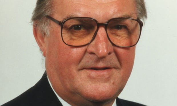 Lord Plumb, former European parliament president, dies aged 97