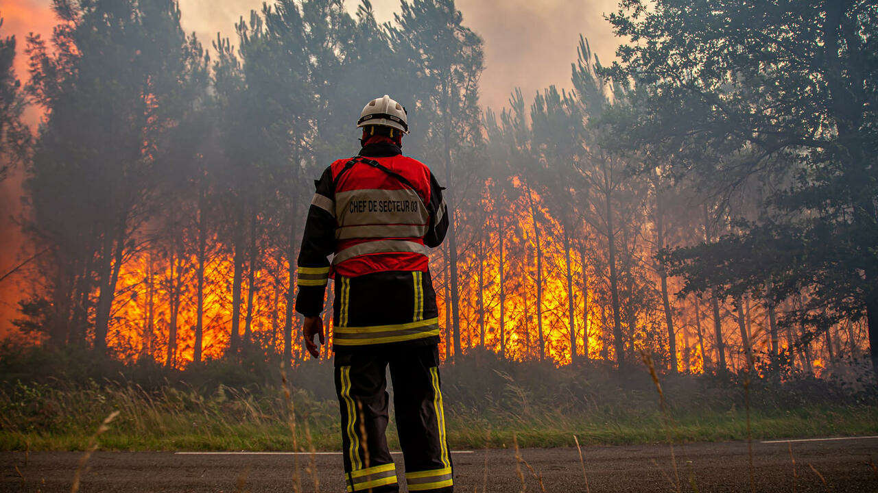 Forest fires rage in southwest France for fifth day