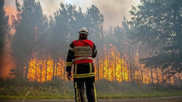 More evacuations as Mediterranean wildfires spread
