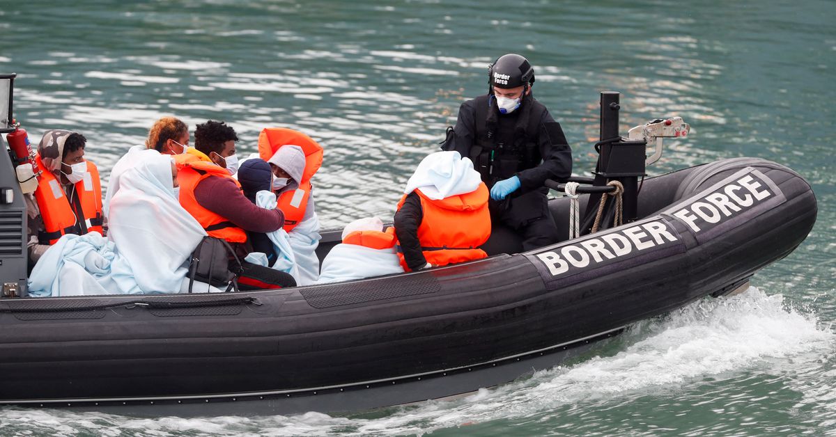 Record number of migrants arrive in Britain by boat on a single day