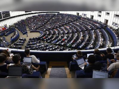 European Union considers removing veto from members on foreign policy