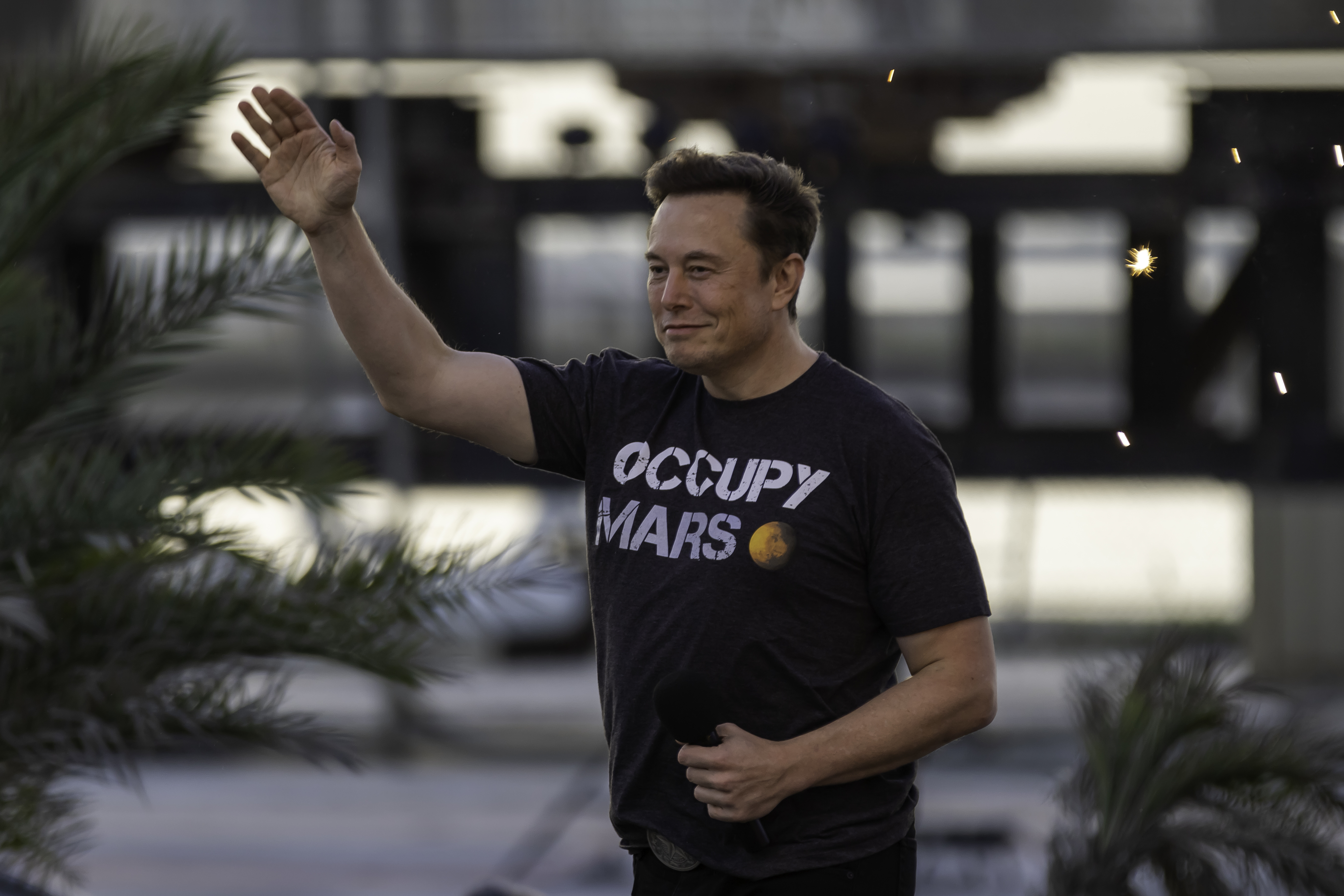 'The hell with it': Elon Musk will fund Ukraine's Starlink after all