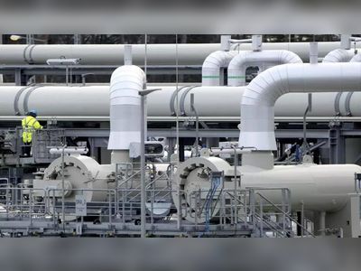 Ukraine halts Russian oil deliveries to Hungary
