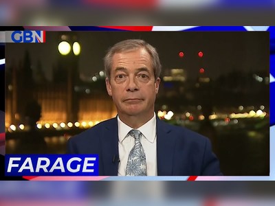 Rishi Sunak is acting like migrant crisis is 'a great big game' says Nigel Farage