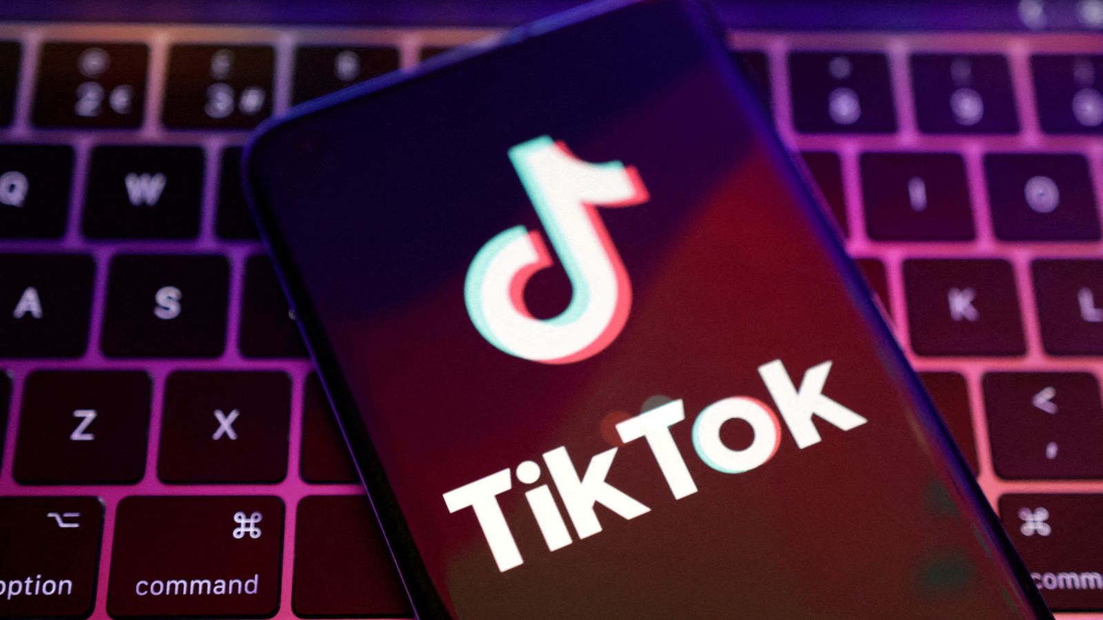 TikTok banned on all US House of Representatives-issued mobile devices