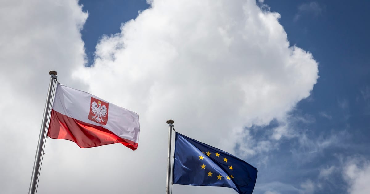 Poland clears first hurdle to get EU cash