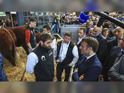 Macron says it is the end of 'water abundance' in Agricultural Show