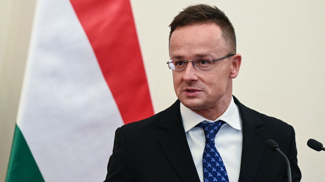 Hungary clarifies split with EU over Ukraine