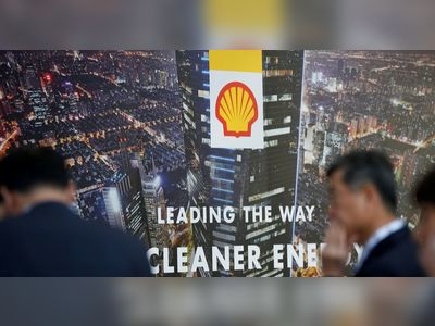 Dutch government promises support to Shell to cut CO2 emissions
