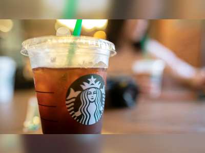 Starbucks changes ice for drinks, sparking debate