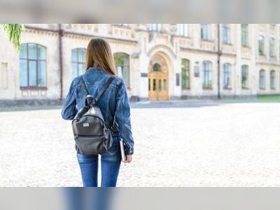 2 Schools In Michigan Ban Backpacks As Safety Measure Amid Mass shootings