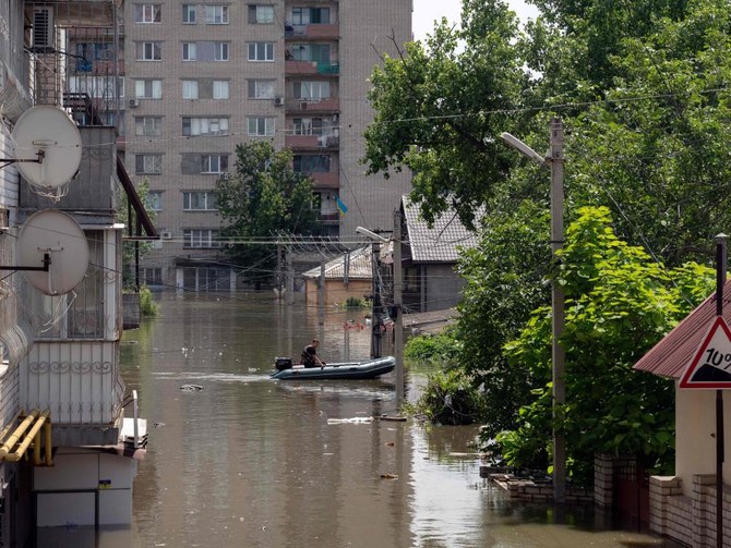 Kakhovka Hydroelectric Dam Collapses, Leading to Widespread Flooding in Ukraine