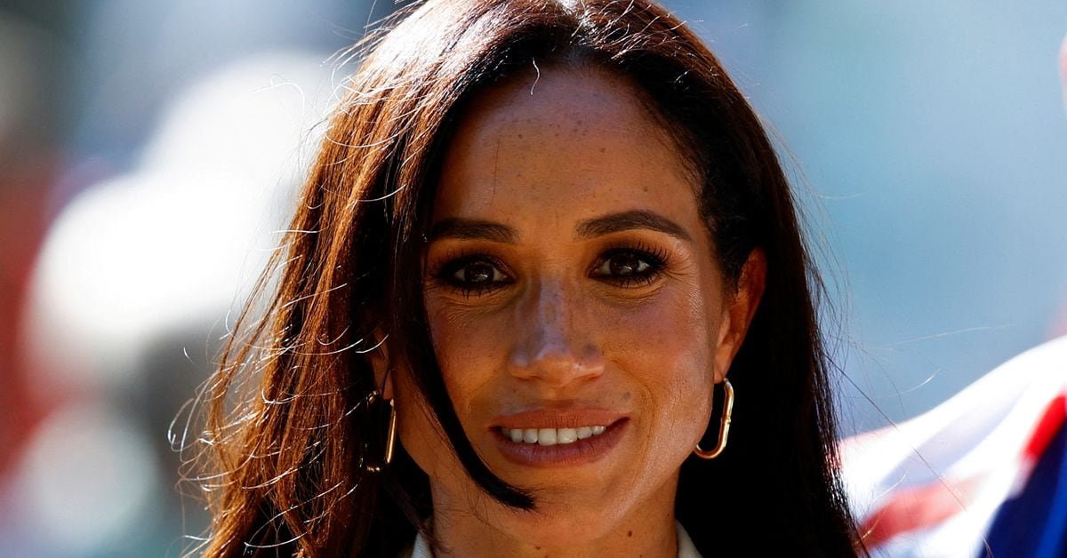 Former UK Police Officers Receive Sentences for Sending Racist Messages About Meghan and the Royals