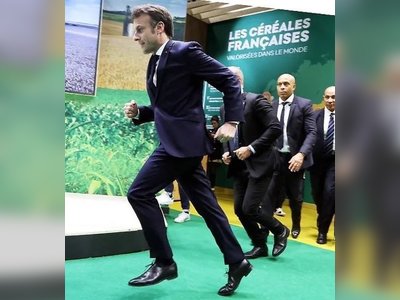 French Farmers Protest, Corner President Macron, and Block Roads to Paris