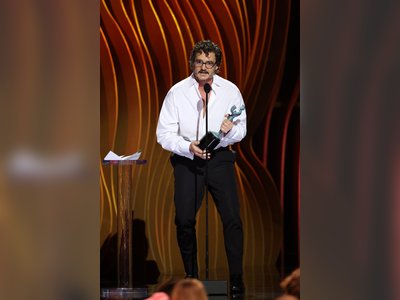 Pedro Pascal Wins SAG Award While Intoxicated