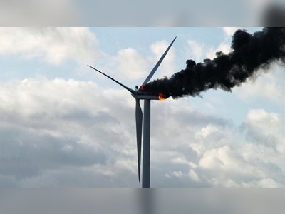 Tragic Story: The Final Embrace of Technicians on a Burning Wind Turbine