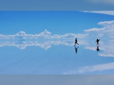 Incredible Location: Tourists Appear to Walk on Water in These Stunning Photos